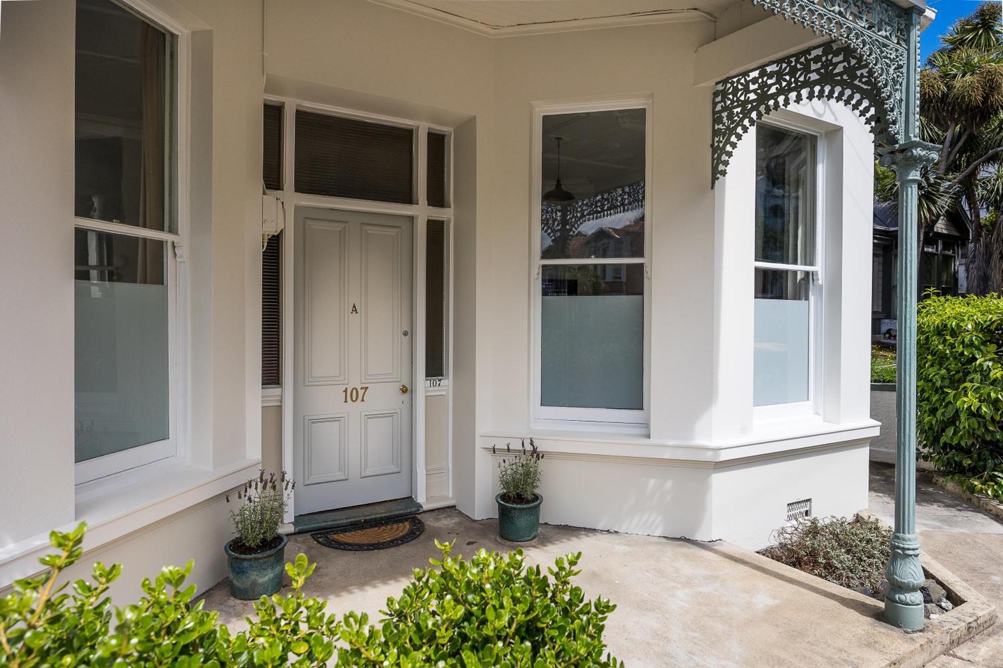Heritage Honey - Walk To Octagon, Museum & Cafes Dunedin Exterior foto